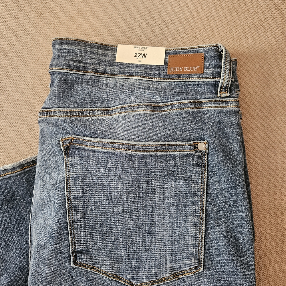 Judy Blue Women's Blue Jeans